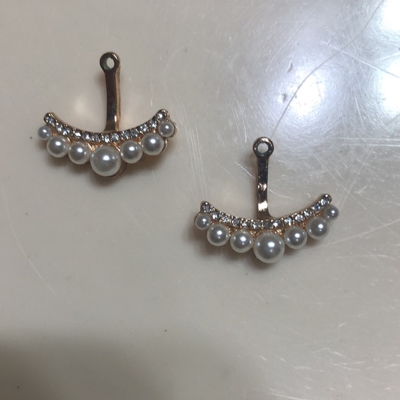 Vintage Jewelry - Vintage Faux Pearl Ear Jackets